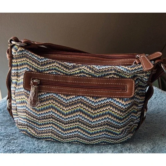Stone Mountain Shoulder Bag Woven Chevron Design/Faux Leather Adjustable Strap - Picture 2 of 4